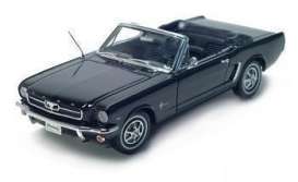 1964 1/2 Ford Mustang Convertible schwarz 1/18