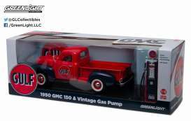 1950 GMC 150 Pickup & Vintage Gas Pump ,,GULF''