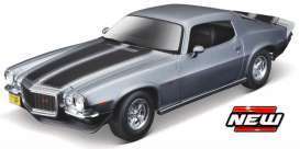 1971 Chevy Camaro grau/schwarz 1/18 alles zum öffnen