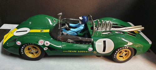 Lotus 40 1965 Riverside GP #1 Jim Clark mit Fahrer Figur Limitiert 1von 205
