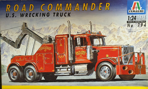 Road Commander U.S.Wrecking Truck