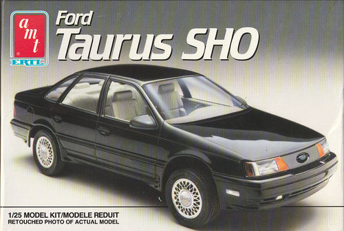 Ford Taurus SHO alter Bausatz von 1989
